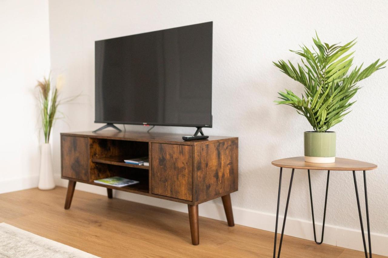 פולדה Peter Apartments - Wohnung 90Qm, 3 Schlafzimmer, Kueche, Wohnzimmer, Balkon, Netflix מראה חיצוני תמונה